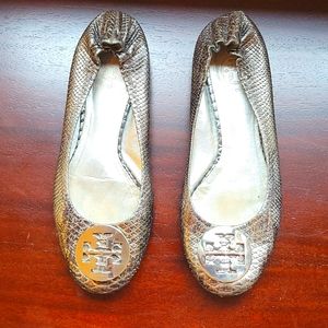 Tory Burch Snake Embossed Minnie Ballet Flat, Silver, Size 8